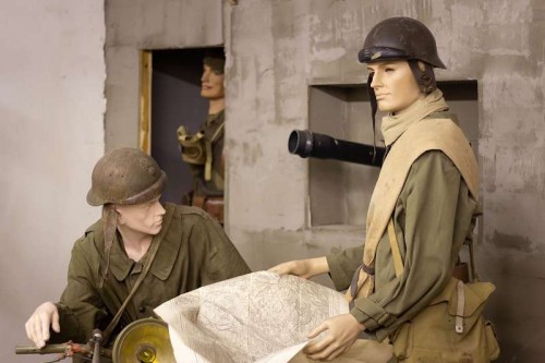 MUSéE DES ARMéES LUCIEN ROY